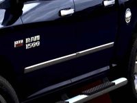 Dodge Ram 3500 Chrome Molding - 82213503