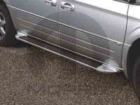 Chrysler Town & Country Running Boards & Side Steps - 82208910