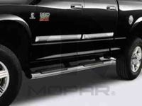 Dodge Ram 3500 Running Boards & Side Steps - 82211502AF