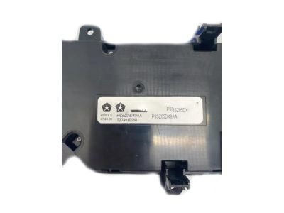 Jeep 6SZ05DX9AA