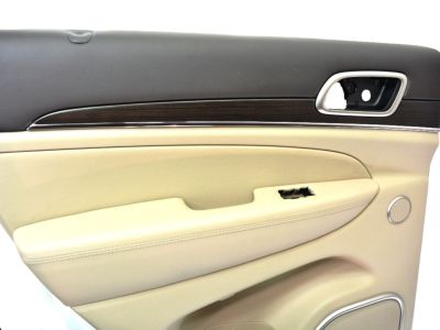 Jeep 6AA031ULAA